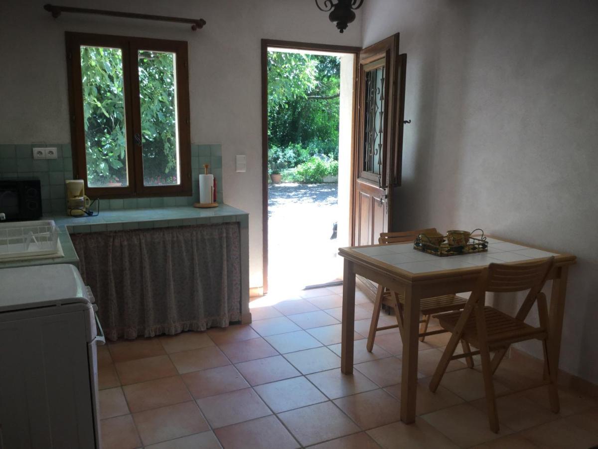 Appartement Dans Un Mas Provencal Istres Exterior foto